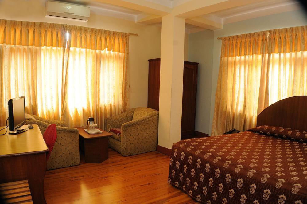 Hotel Brihaspati Kathmandu Esterno foto