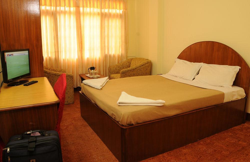 Hotel Brihaspati Kathmandu Esterno foto