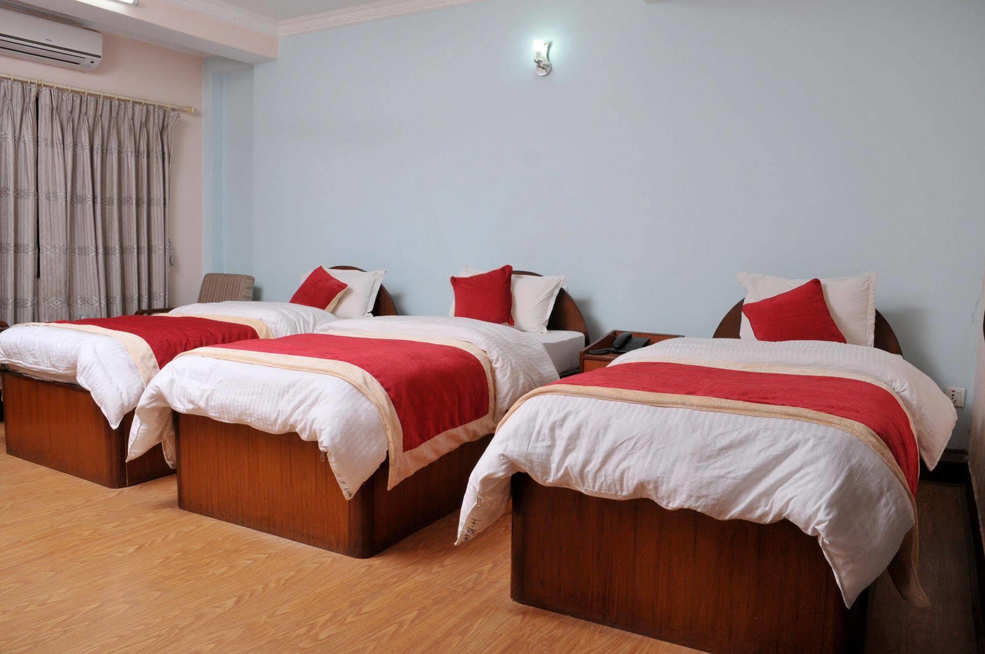 Hotel Brihaspati Kathmandu Esterno foto