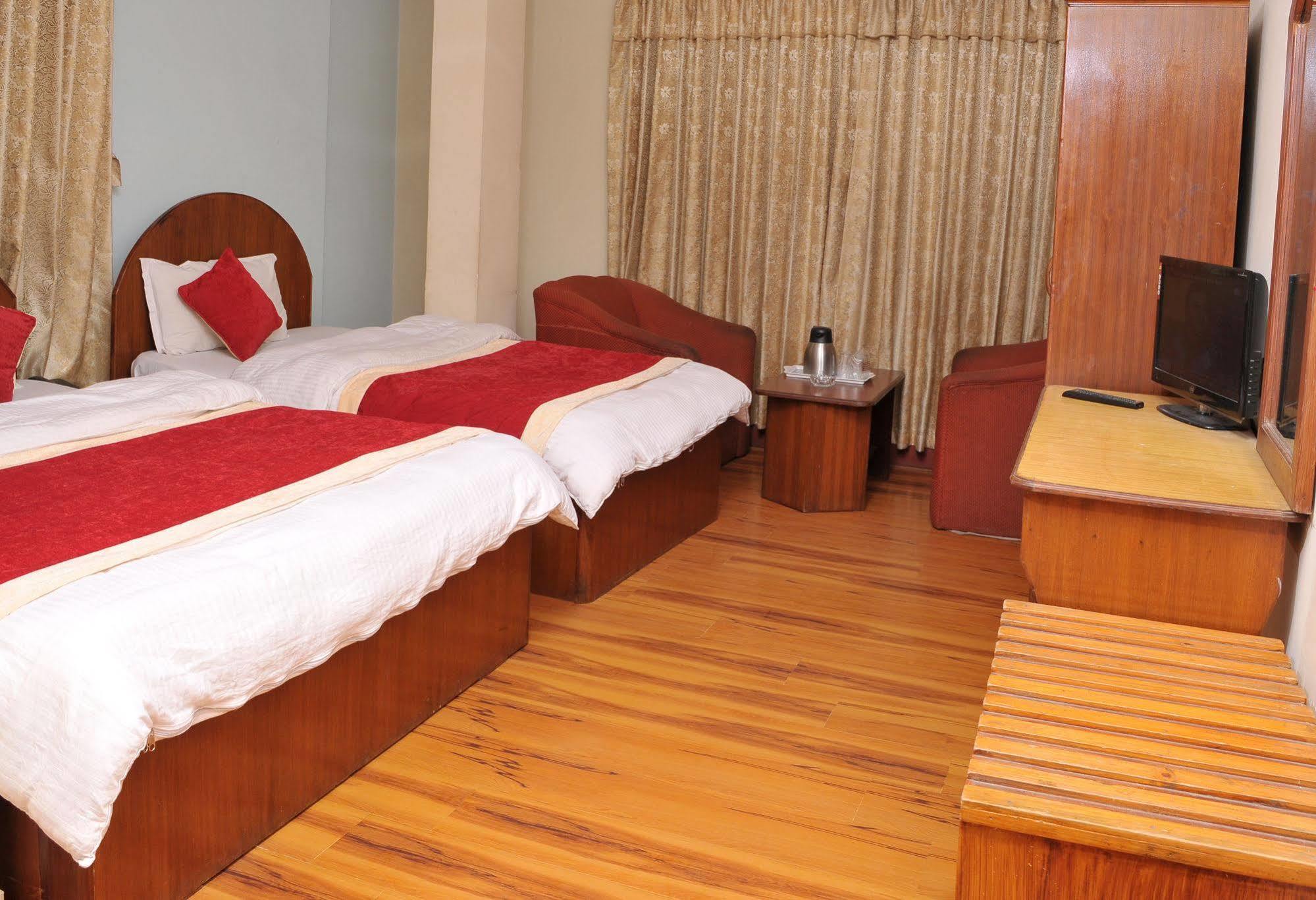 Hotel Brihaspati Kathmandu Esterno foto