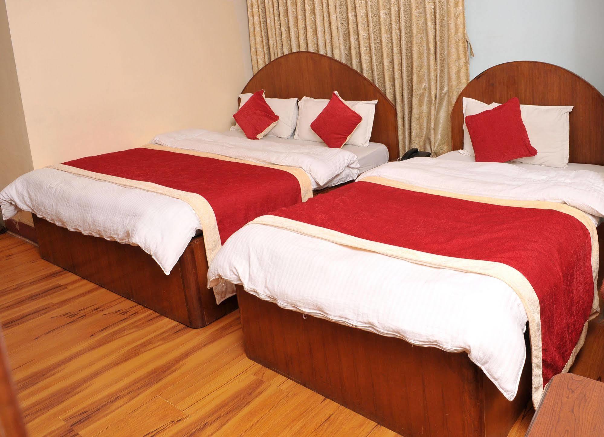 Hotel Brihaspati Kathmandu Esterno foto